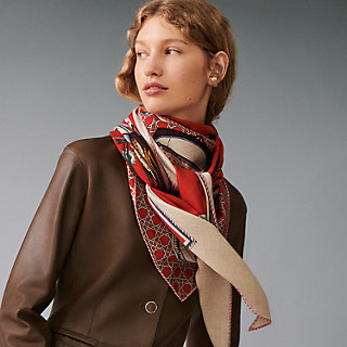 【HERMES】LES VOITURES A TRANSFORMATION ツイリー アレンジ◎ エルメス ツイリー Les Voitures a Transformation 折畳み式幌の